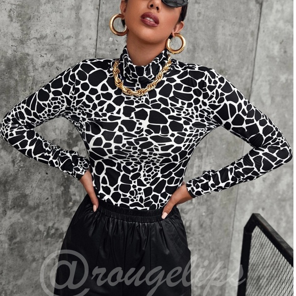 Black and White Animal Print Long Sleeve Fitted Shirt High Neck - Picture 1 of 7